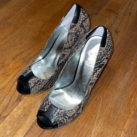 •JS BY JESSICA SIMPSON•WONDA FAUX REPTILE ANIMAL PRINT HEELS SIZE 7 EUC - Picture 3 of 7